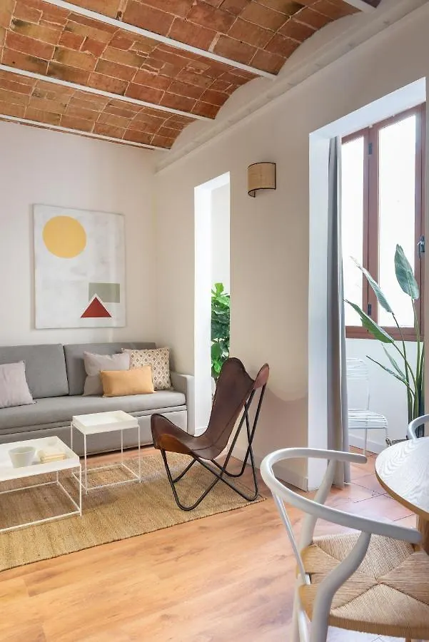 Diagonal Apartments By Olala Homes برشلونة 0*,  إسبانيا